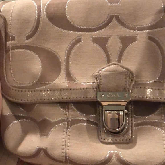 Coach Crossbody Bag - Picture 6 of 7